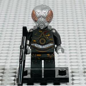 ★☆レゴ スターウォーズより、ミニフィグ 4‐LOM LEGO StarWars☆★