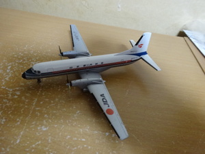 1/200　日本国内航空　YS-11A