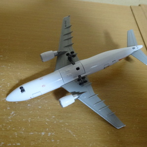 1/400 ドラゴン エミレーツ A300-600Rの画像2