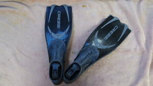  new goods CRESSIkresi- pair .. fins approximately 60cm size 41-42( approximately 25.5-26cm) black diving 