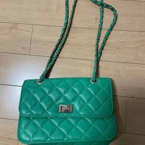 ショルダーバッグ