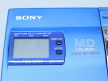 ★大2702 ソニー ウォークマン MDウォークマン MDプレーヤー SONY MZ-R50_画像2