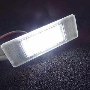 ベンツ キャンセラー 内蔵 LED ライセンスランプ　ナンバー灯　W639　V350