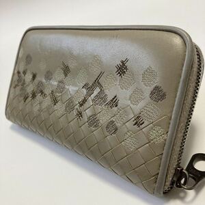 ★BOTTEGA VENETA ボッテガ イントレ 革 ラウンドファスナー ジップ 長財布 中古【鑑定済み 本物保証】