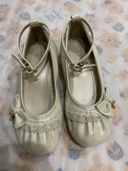 新品未使用　女の子17cm オシャレ靴　発表会　入園式　卒園式　入学式