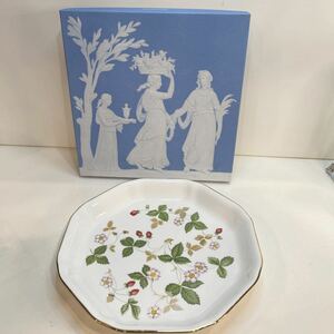 WEDGWOOD ウェッジウッド　ワイルドストロベリー　オクタゴナルディッシュ　Ｌ