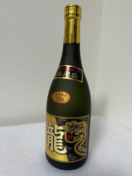 金武の銘酒　琉球泡盛　龍ゴールド