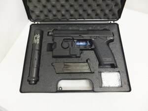 ジャンク扱い 東京マルイ ガスガン SOCOM Mk23 ソーコム マーク23 / TOKYO MARUI サイレンサー ライト 専用ケース 管理番号2