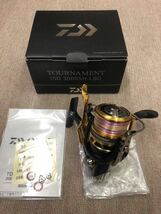 ダイワ 18トーナメントISO 3000SH-LBD中古美品！_画像1