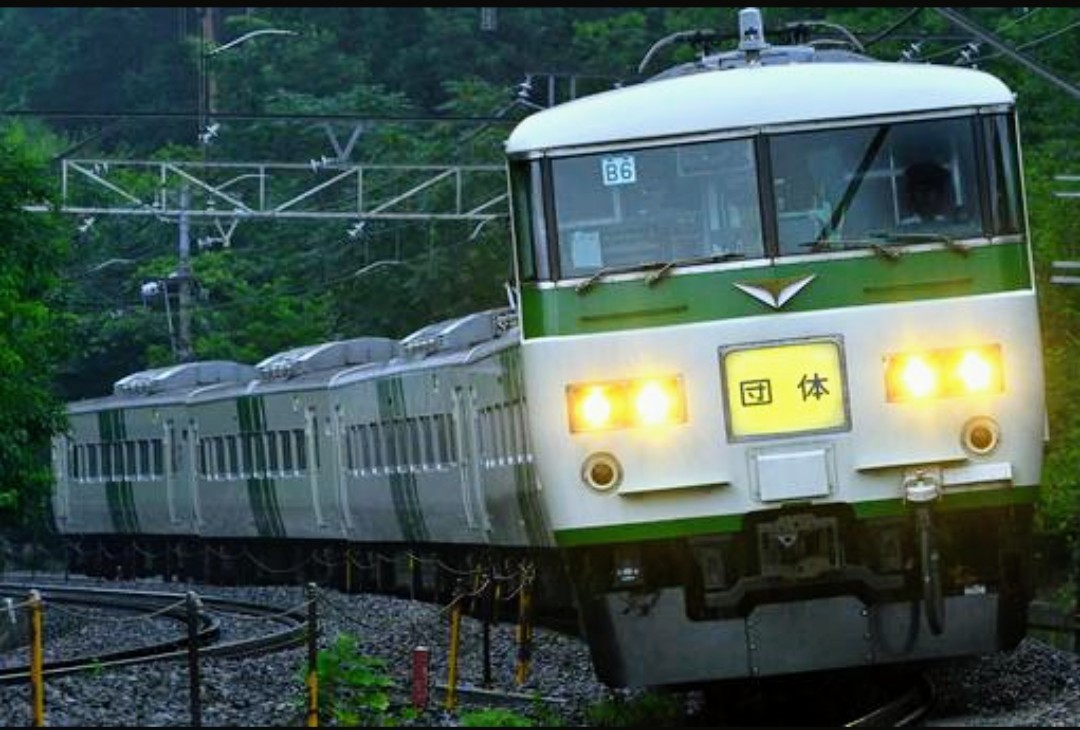 ヤフオク! -「185系」(鉄道) の落札相場・落札価格