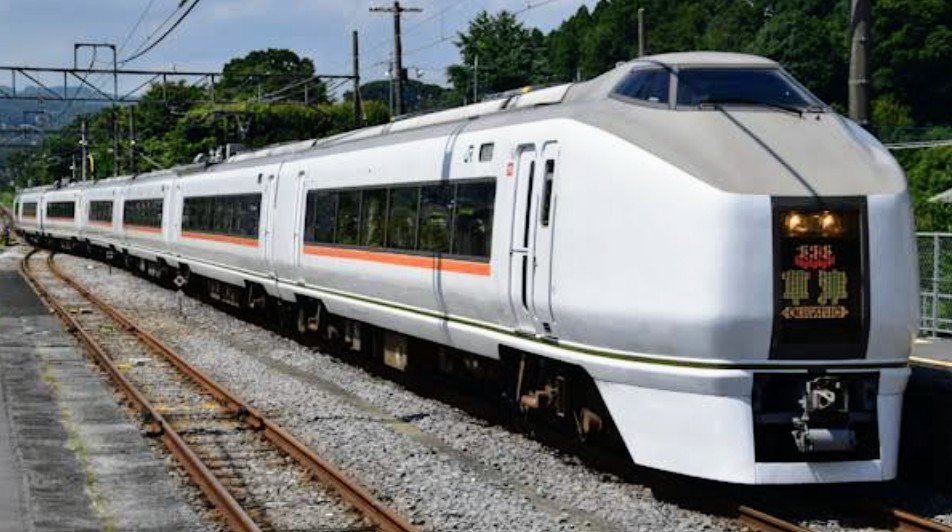 ヤフオク! -「グリーン車」(廃品、放出品) (鉄道)の落札相場・落札価格