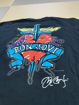 BON JOVI ボン・ジョヴィ コラボ Hard Rock CAFE ハードロックカフェ シンガポール　カットソー半袖　黒 サイズM サインレア物 美品_画像4