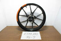 ☆　KTM　デューク　390　フロントホイール　黒　MT3.0×17　美品　390デューク_画像1