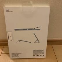 Apple Smart Folio (11インチiPad? Pro - 第1世代と第2世代) - ホワイト　MXT32FE/A_画像2