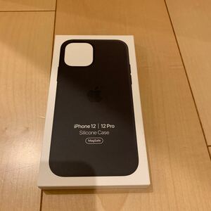 iPhone 12/12 Pro シリコーンケース MHL73FE/A（ブラック）　純正　スマホケース　カバー