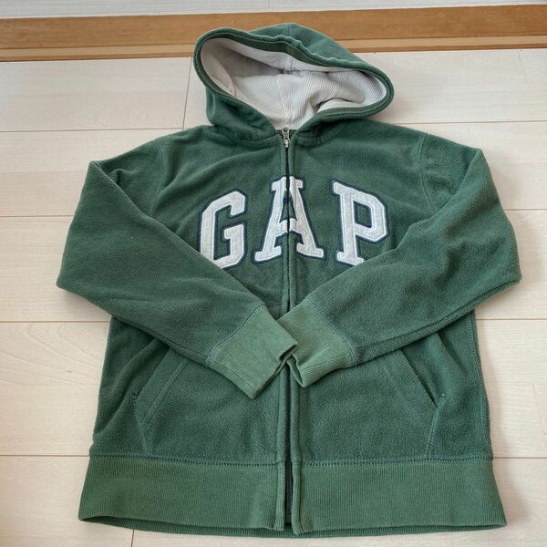 冬物セール！GAP 緑 パーカー 130cm 