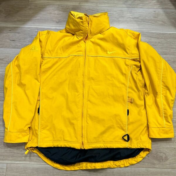 ナイキ　ACG OUTERLAYER3