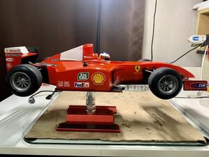 【タミヤ】F201シャーシ「フェラーリF-1」ボディー。19Tモーターとサーボセット済み。F201でボディー付きのものはもう今後出ないのでは？