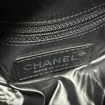 高級 CHANEL シャネル 18AW ２６番台 エンブロイダリー ココマーク ロゴ ウール レザー マトラッセ 巾着 ワンショルダーバッグ_画像9