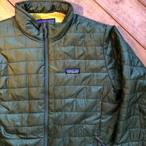 USA古着 patagonia パタゴニア ダウンジャケット メンズ サイズ M 登山 キャンプ アウトドア 軽量 防寒 アメリカ仕入PRIMALOFT J2797