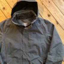 USA古着 HELLY HANSEN ヘリーハンセン PROTECTION ジャケット メンズ サイズ M PRIMALOFT アウトドア フード有 防寒 保温 機能性 J2823_画像1