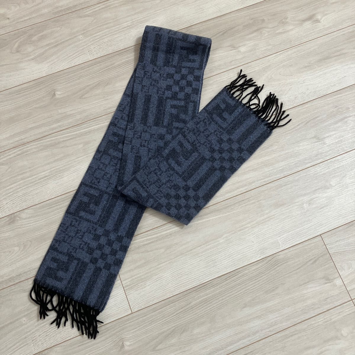 美品 FENDI フェンディ 18AW ウール チェック柄 撥水コーティング加工