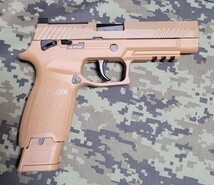 SIG P320 M17 レーザートイガン_画像3