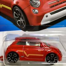 Mアソート ☆ホットウィール☆ フィアット　500e Hot Wheels_画像1