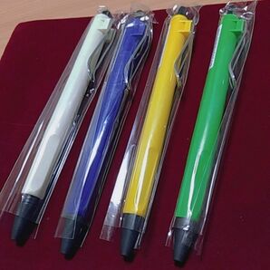 ノック式ボールペン　４本セット　ドイツのLAMY社製のものより書きやすい！（個人的な感想）