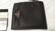 正規品、販売証明書あり■PRADA プラダ 財布、二つ折り財布、黒_画像2