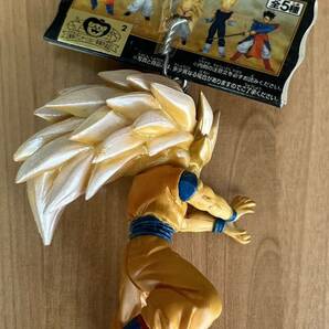 ◇ドラゴンボールZ 孫悟空 超サイヤ人3 かめはめ波 未使用 中古 ハイクオリティ キーホルダー フィギュア バンプレストの画像3