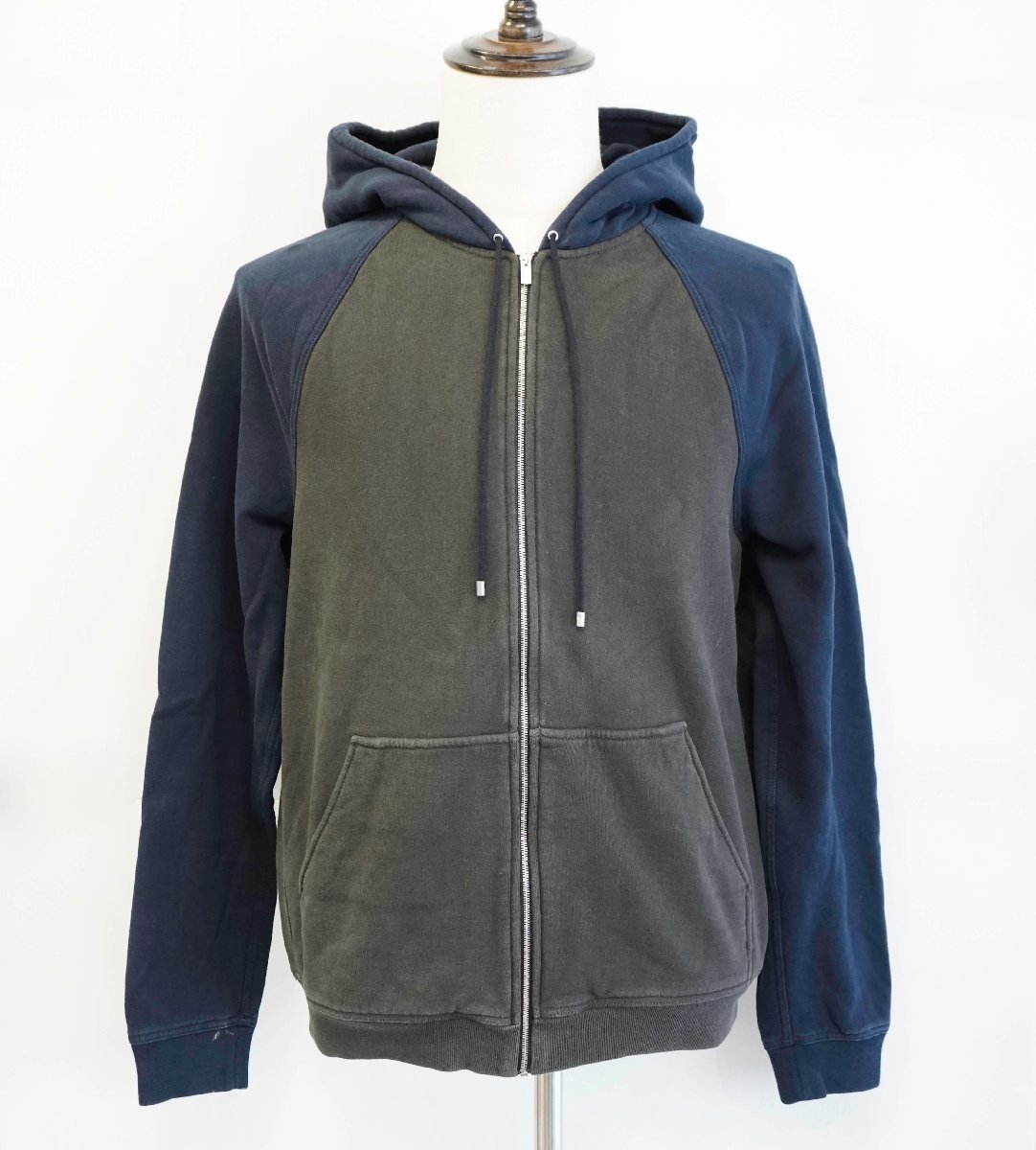 ヤフオク! -「エルメス」(その他) (トップス)の落札相場・落札価格