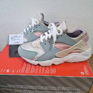 NIKE AIR HUARACHE メンズ24.5cm ウィメンズ25cm ナイキ エアー ハラチ DQ4990 104