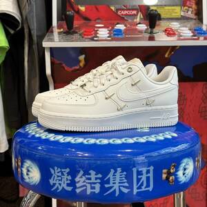 NIKE WMNS AIR FORCE 1 07 LXナイキ ウィメンズ エアフォースワン '07 LXセイル金 Sail Metallic Gold FV3654-111 US7 24CM