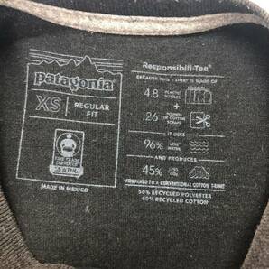 □patagonia 半袖Tシャツ XS 黒 パタゴニア メンズ Logo Responsibili-Tee 38504SP20 バックプリント 複数落札同梱OK B231005-303●の画像3