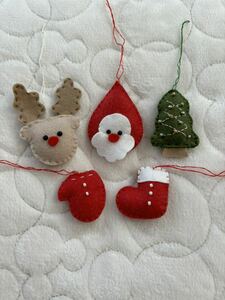 ハンドメイド　クリスマスオーナメント　フェルト