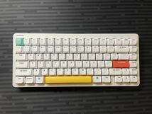 Nuphy Halo75 メカニカル ゲーミング キーボード、PBT キーキャップ付き、75% RGB ホットスワップ ワイヤレス(ホワイト, 赤軸)_画像1