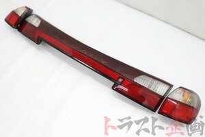 80747119 純正 テール 左右 リアガーニッシュ レガシィ GT-B E-tune BH5 B型 トラスト企画 U