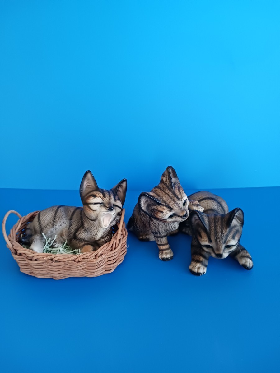 年最新ヤフオク! 猫 置物工芸品の中古品・新品・未使用品一覧