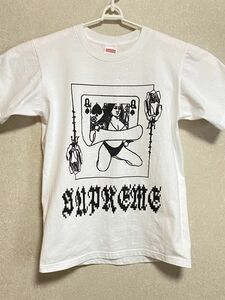 Supreme Tシャツ