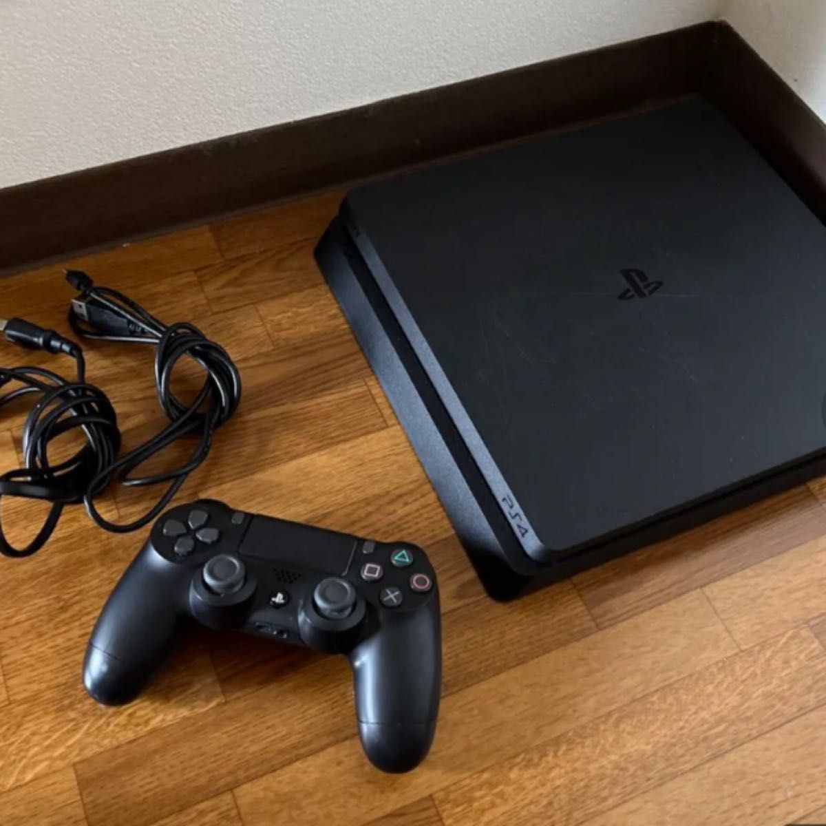 新品未開封 PlayStation4 ジェット・ブラック500GB CUH-2200AB01