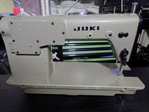 【 JUKI ジューキ】 職業用ミシン　工業用ミシン　DDL-227　動作未確認　現状扱い　検 brother SINGER レトロ_画像5