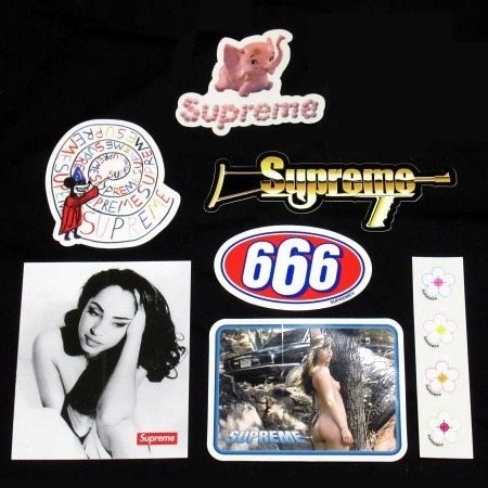 Yahoo!オークション -「supreme larry clark」の落札相場・落札価格