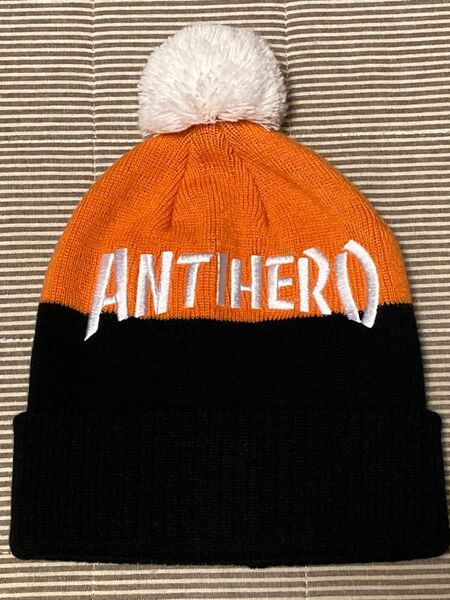 ANTIHERO ニット帽　ニットキャップ　ボンボン　ユニセックス　THRASHERロゴ