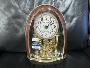 シチズン CITIZEN リズム時計 4RN414-023 電波置き時計 エレガント メロディ内蔵 スワロフスキー使用 電波時計 ゴールド 金色 展示品