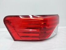 ZRT272W アベンシス ワゴン 中期 左 テールランプ 助手席側 LED 点灯確認済 05-31 レンズ ライト SV_画像5