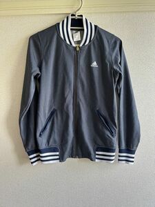 adidas ジャージ　上着