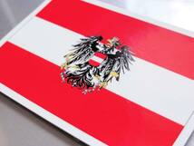 □_オーストリア国旗+国章ステッカー Sサイズ 5x7.5cm【2枚セット】□即買 耐水 ヨーロッパ シール 車 スーツケースに！海外旅行 EM EU_画像1