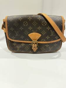 1円〜　LOUIS VUITTON ルイヴィトン ソロニュー　モノグラム　ショルダーバッグ　M42250