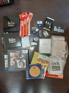 Z39-23/ビートルズ グッズ 色々 いろいろ まとめて セット THE BEATLES トレカ スタンド キーホルダー ノート等 現状品